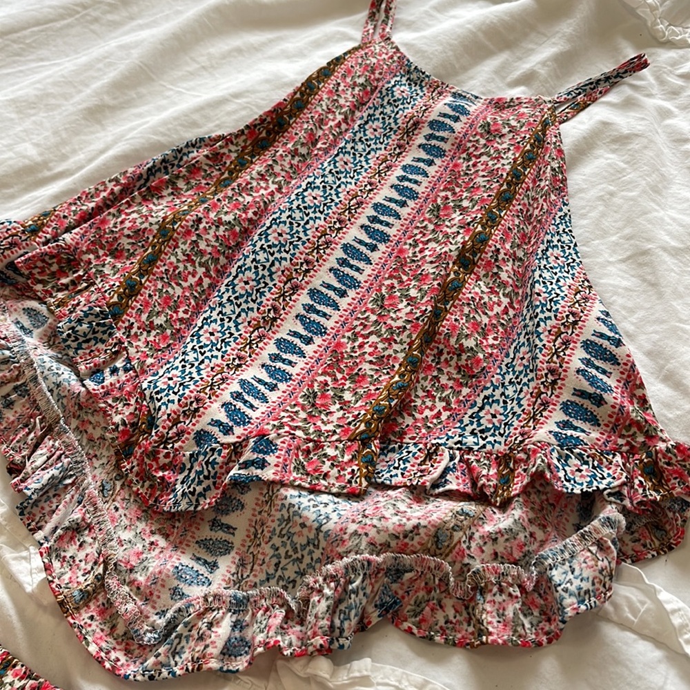 Colorful Two Piece Fringe Set - Picture 3 of 4